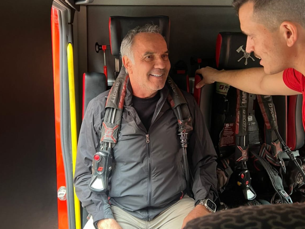 Humberto Martins em visita ao Quartel de Bombeiros do Rio / arquivo pessoal