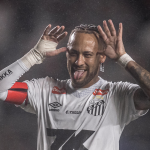 Neymar adiciona Mel em chuteira personalizada com o nome de todos os filhos