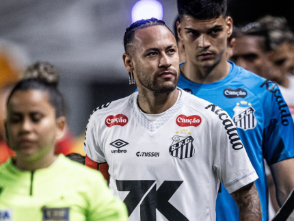 Após provocações em partida contra o Sport, Neymar Jr. se pronuncia: “Dias cansativos”