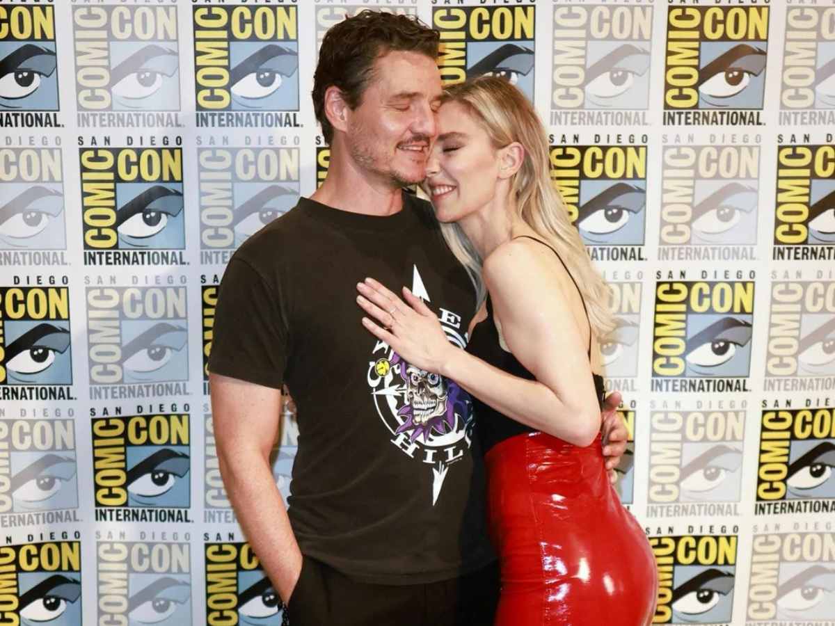 Fãs destacaram a proximidade entre Pedro Pascal e Vanessa Kirby em eventos de divulgação do filme. Matt Beron/Shutterstock Fãs destacaram a proximidade entre Pedro Pascal e Vanessa Kirby em eventos de divulgação do filme. Matt Beron/Shutterstock