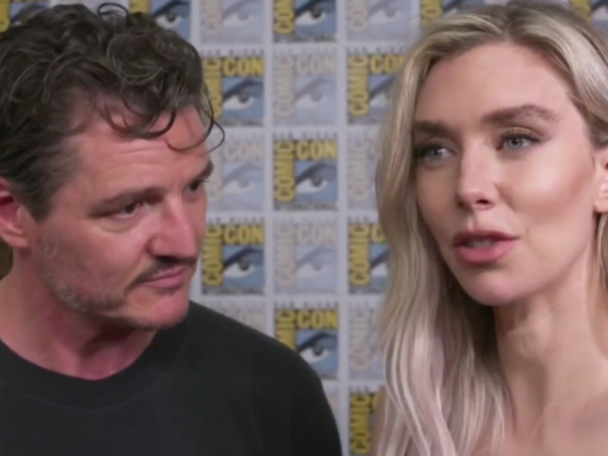 Fãs destacaram a proximidade entre Pedro Pascal e Vanessa Kirby em eventos de divulgação do filme. Reprodução/The Hollywood Reporter Fãs destacaram a proximidade entre Pedro Pascal e Vanessa Kirby em eventos de divulgação do filme. Reprodução/The Hollywood Reporter