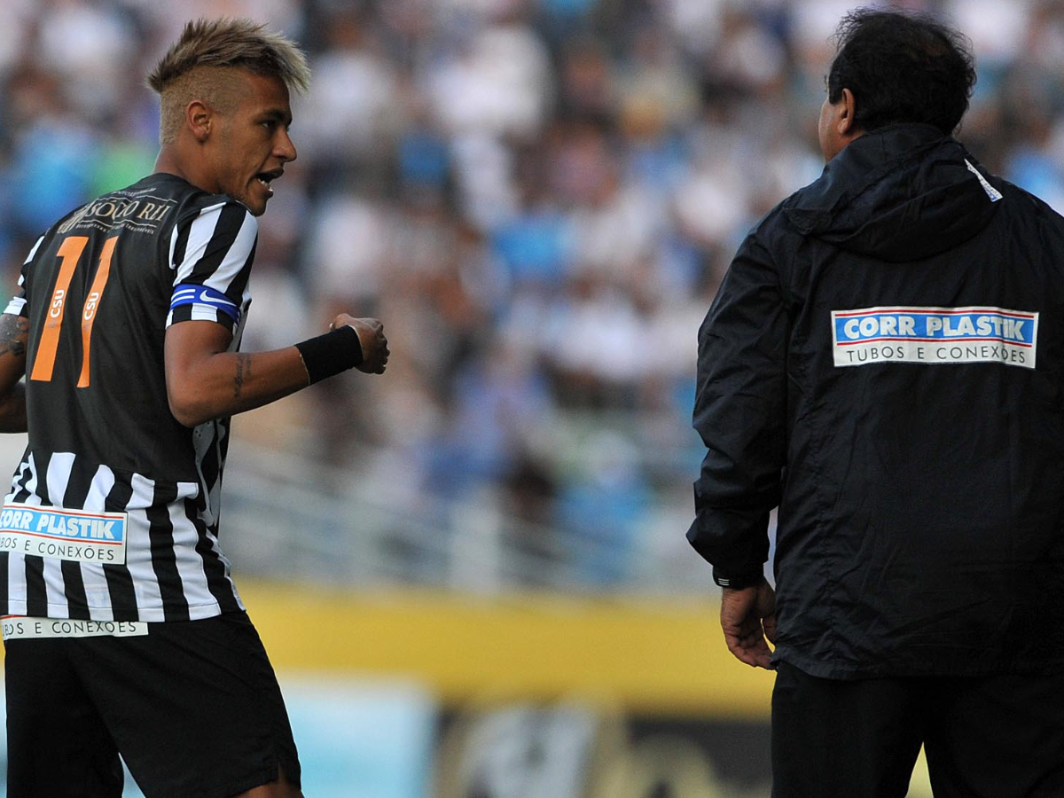 Campeonatos Paulistas de  2011 e 2012, a Copa Libertadores da América de 2011 e a Recopa Sul-Americana de 2012. Ivan Storti/Santos FC