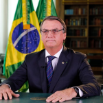Defesa de Bolsonaro promete recorrer e diz estar surpresa com prisão domiciliar