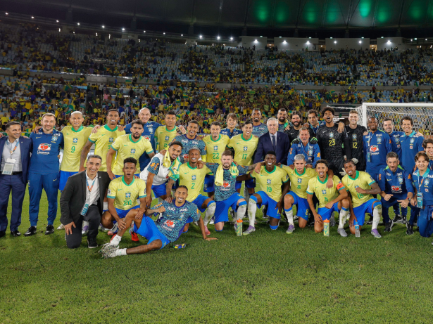 Rumo à Copa do Mundo: Brasil bate Chile e se despede com fôlego extra