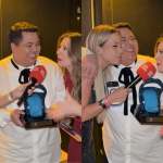 Apresentadores da LeoDias TV, Tutu e Taisa celebram prêmio do “Camarote da Fofoca”