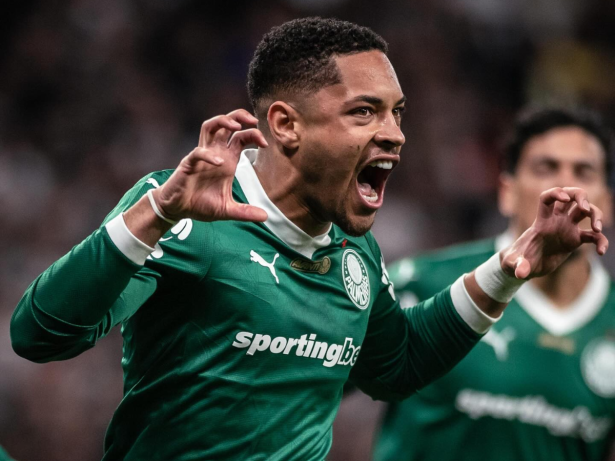 Caça ao “Tigrinho”: United observa Vitor Roque enquanto Palmeiras mantém planos até 2029