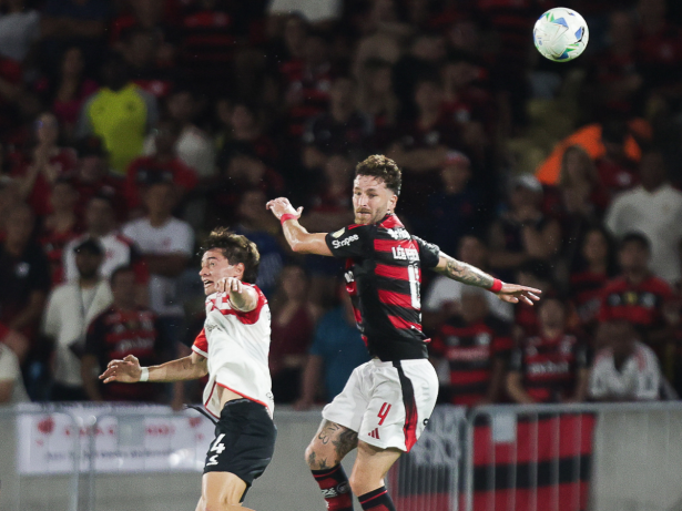 Libertadores: Flamengo vence, mas Estudiantes marca no fim e leva decisão à Argentina