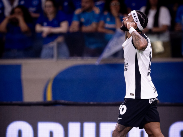 Memphis ganha bolada milionária em premiação após título da Supercopa com o Corinthians