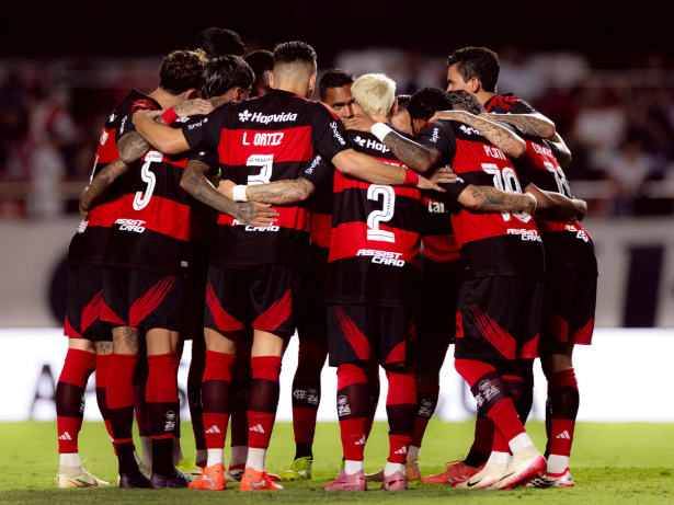 Flamengo tropeça de novo e tem pior começo de temporada em 24 anos