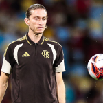 Flamengo anuncia demissão de Filipe Luís