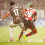CBF adia Fla x Flu após rubro-negro passar por atraso em voo. Decisão causa revolta
