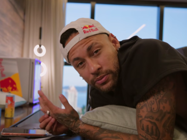 Neymar Jr. desabafa sobre a pressão de ser jogador: “É muito massacrante”