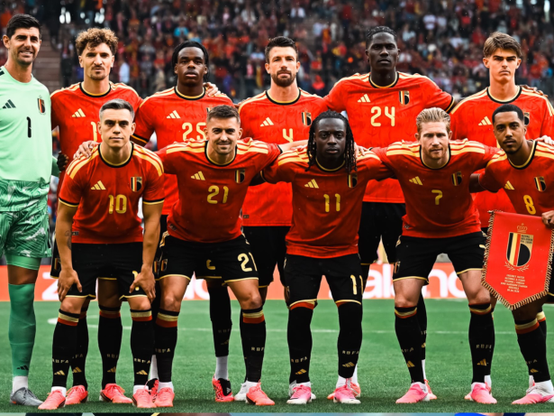 Titular da Bélgica é liberado para nascimento do filho e vai voltar à Copa do Mundo