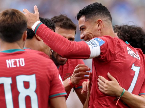 Cristiano Ronaldo desencanta e Portugal goleia Uzbequistão na Copa do Mundo