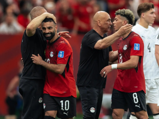 Seleção do Egito é impedida de entrar em cidade dos EUA após vitória na Copa do Mundo