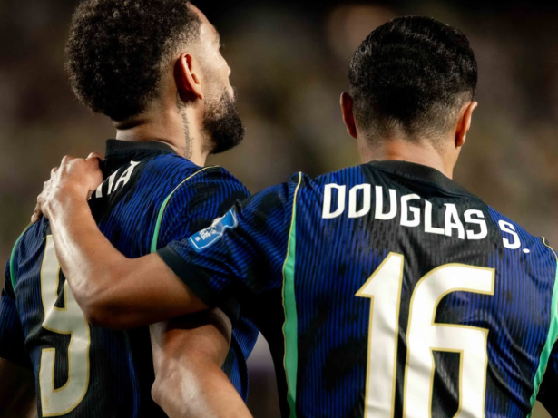 Irmã de titular da Seleção tem visto negado e acompanha Copa na Paraíba