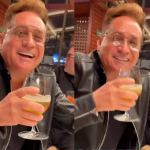 Leonardo não escondeu a empolgação ao mostrar a taça de cerveja após o mês sem consumir álcool.