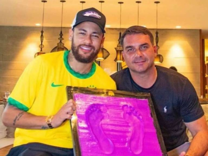 Neymar Jr. declara apoio a Flávio Bolsonaro no segundo turno das eleições