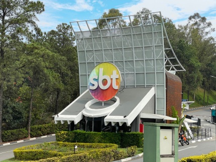 Recuperação do SBT precisa passar por necessários investimentos no jornalismo e esporte