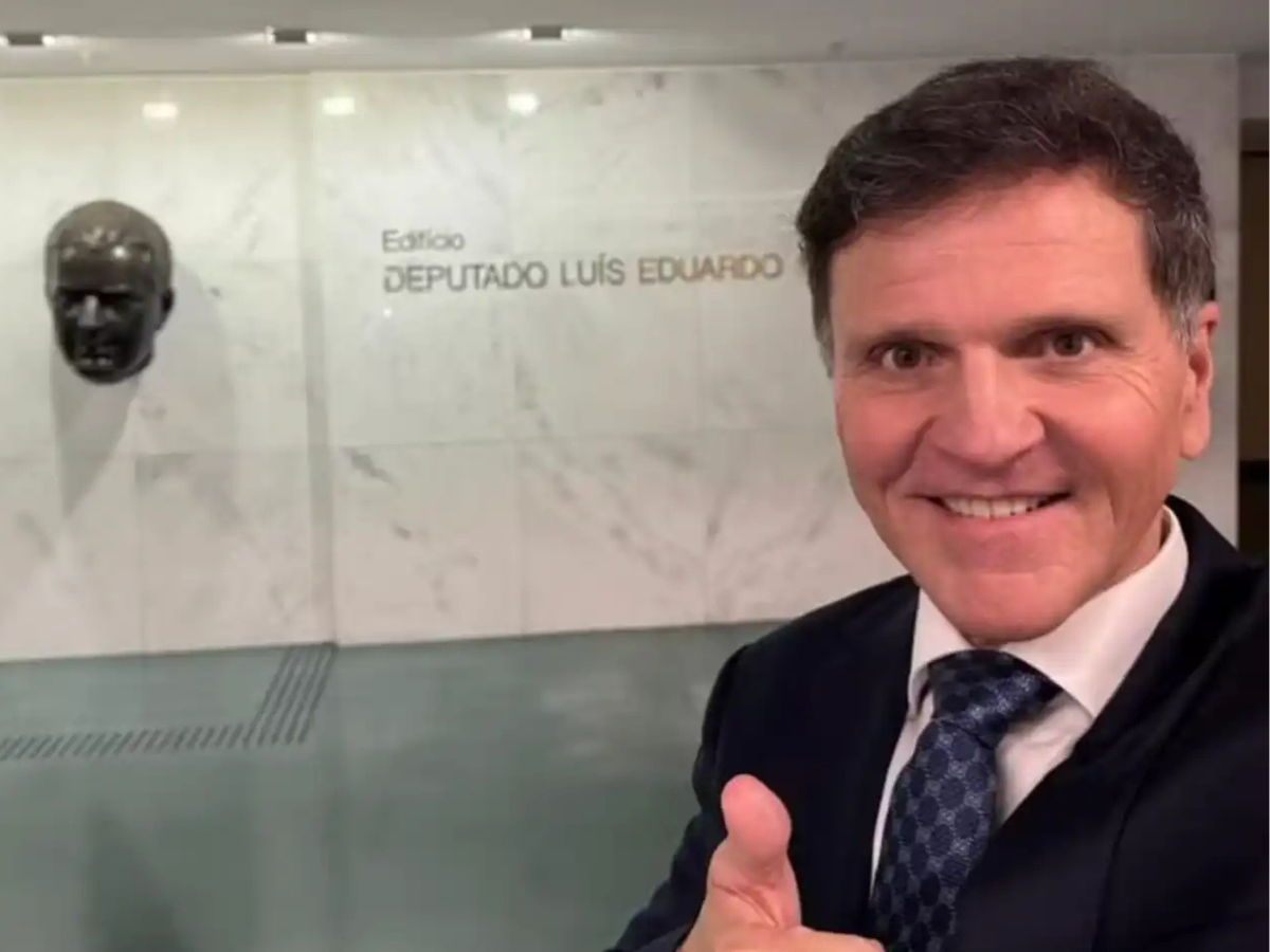 Reprodução Instagram Alexandre Carvalho 