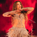 Shakira doa parte do valor arrecadado em show para vítimas das enchentes no Texas