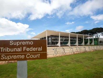 STF retoma julgamento sobre responsabilidade das redes sociais