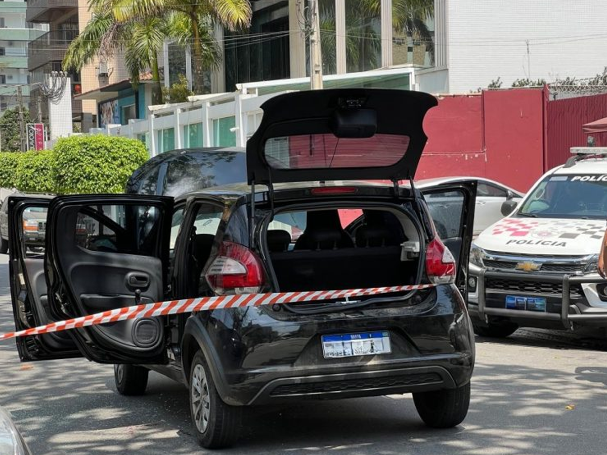 Prédio de luxo em Santos teve manhã de terror com reféns, tiroteio e bandidos feridos (Felipy Brandão)