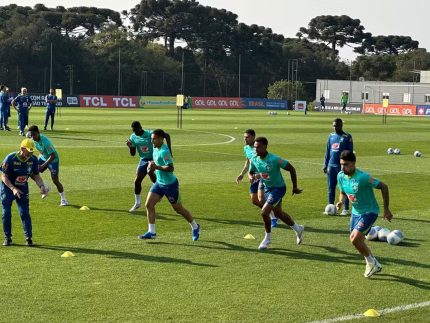 Brasil fez primeiro treino em Curitiba para partida contra o Equador (Bruno Cassucci)