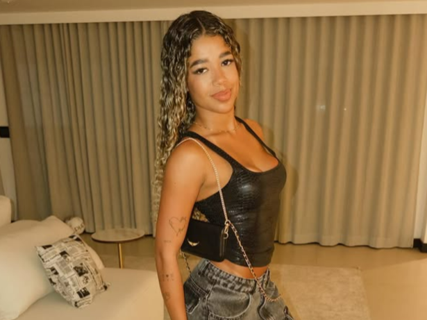 Separada de MC Poze do Rodo, Vivi Noronha exibe planos da nova residência