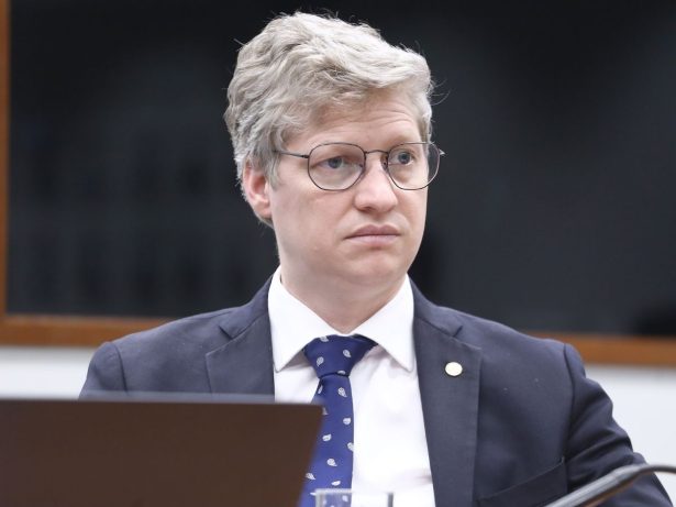 Câmara pode suspender Van Hattem e outros quatro deputados após ocupação