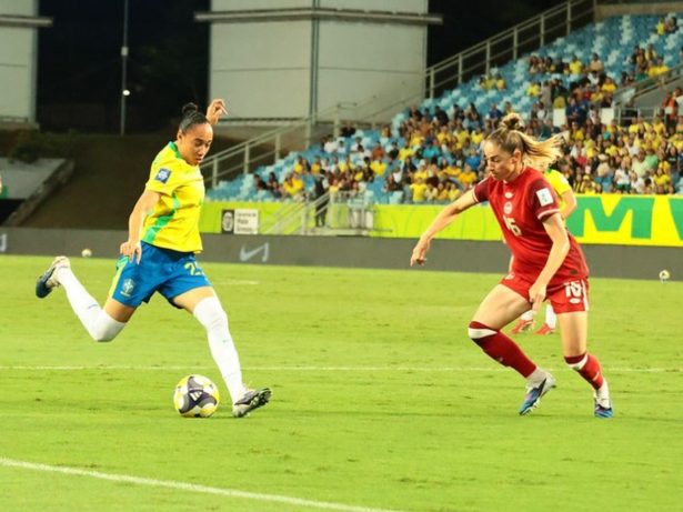 O futebol feminino faz por merecer maior atenção de todo o mercado
