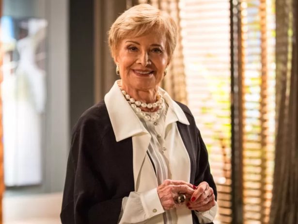 Morre Glória Menezes, aos 91 anos, um dos maiores nomes da TV brasileira