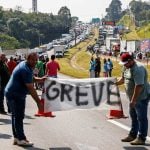 Caminhoneiros descartam greve em favor de Bolsonaro