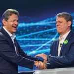 Roda Viva confirma entrevistas com Tarcísio e Haddad na corrida ao Governo de SP