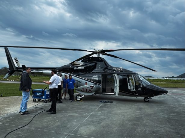Bombeiros concentram buscas por helicóptero de Rick em duas áreas de SC; entenda