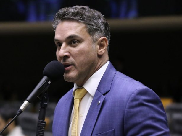 Oposição intensifica bloqueio às votações como reação a medidas do governo