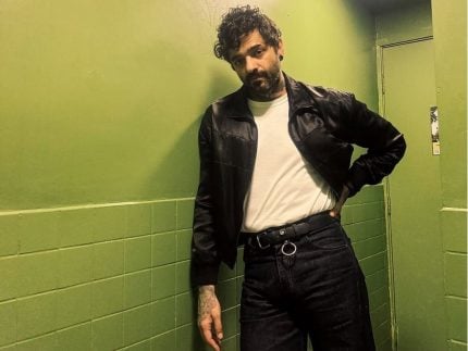 Lucas Silveira dispara contra o Grammy Latino e critica fusão de categorias: “Morreu para mim”