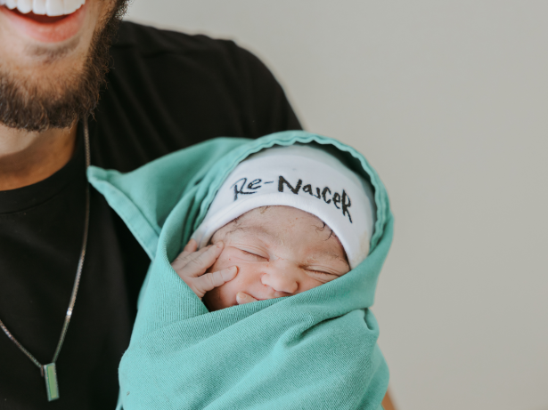 Bem-vinda Eloá! Nasce primeira filha de Iguinho, dupla com Lulinha