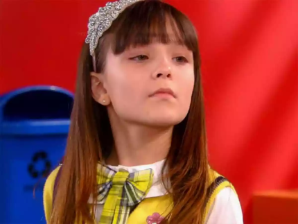 Larissa Manoela como Maria Joaquina em "Carrossel"