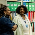 Universal TV marca estreia para série médica (In) Vulneráveis