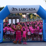 Ultra Academia: multidão rosa chama atenção em corrida realizada no Rio de Janeiro