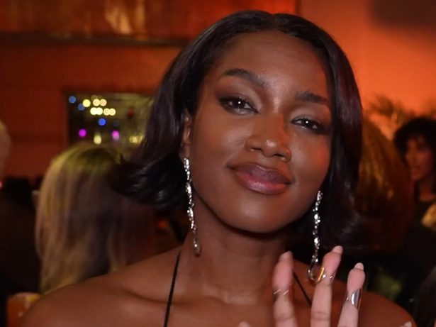 IZA fala sobre sua paixão pelo reggae e envolvimento com outros artistas: “Muito à vontade”