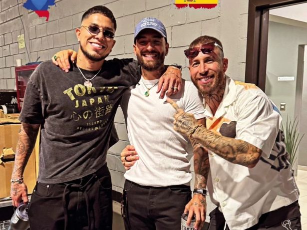 Sergio Ramos assiste show de Maluma no México; confira