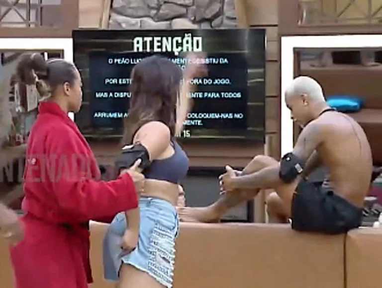 Jaquelline briga com Kally após Lucas desistir: “Cão, diaba”
