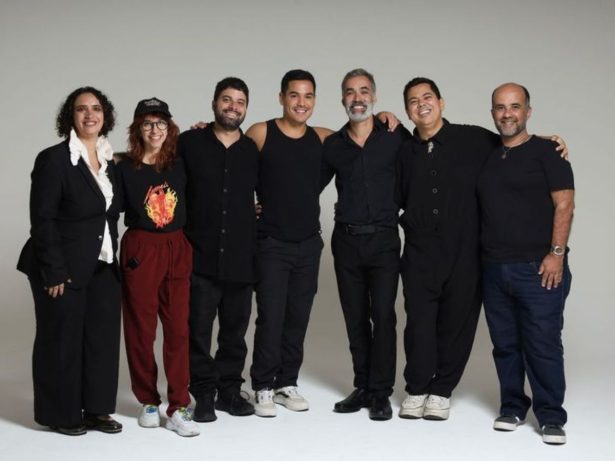 “Quarto 2107” leva suspense e vulnerabilidade masculina aos palcos com Bruno Gadiol