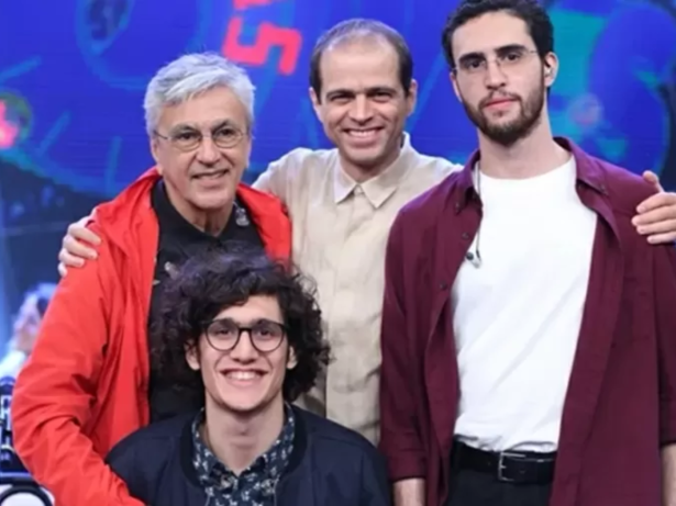 Filho de Caetano Veloso revela que voltou a cantar após sinal divino: “Sempre tive fé”