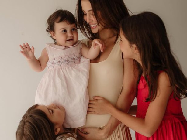 Letícia Almeida anuncia 4ª gravidez: “O amor se multiplicou mais uma vez”