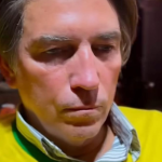 Vestido como Bolsonaro, ator que vai interpretar ex-presidente pede orações para o político