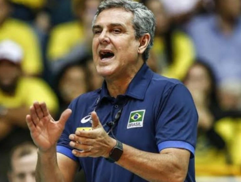 José Roberto Guimarães se torna técnico da Confederação Brasileira de Voleibol