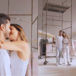 Camila Queiroz e Klebber Toledo exibem primeira mansão em construção